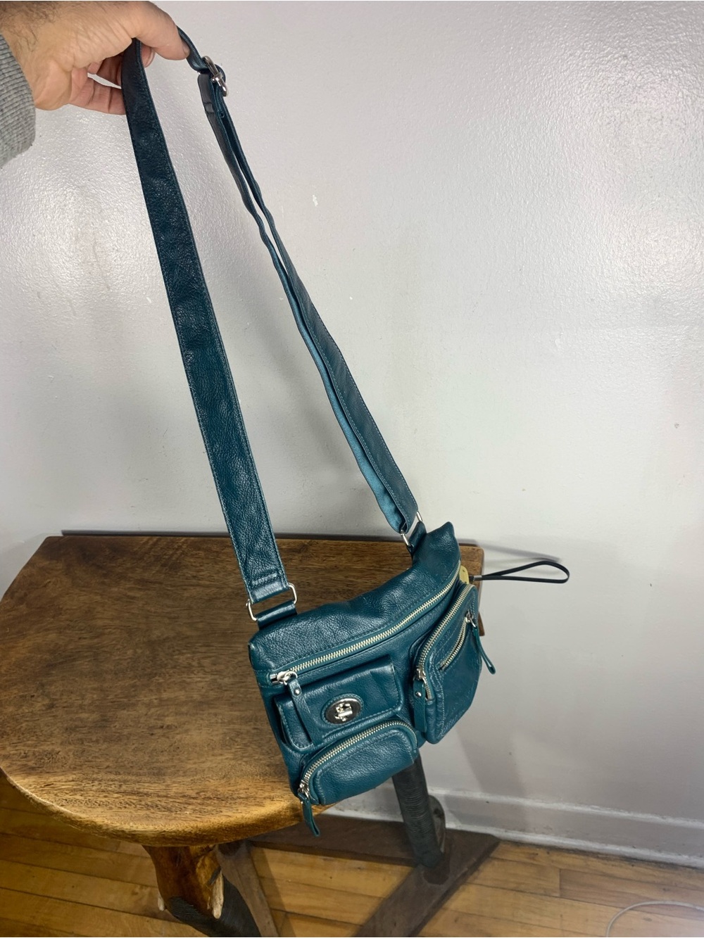 Vintage DANIER Teal Genuine Leather Multi-Pocket Crossbody Shoulder Bag